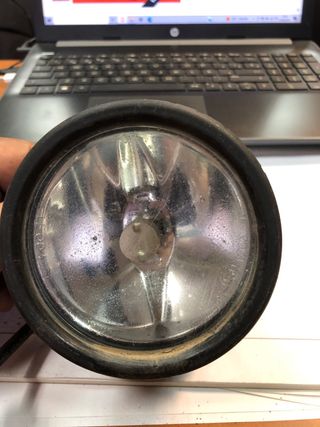 Luz antiniebla izquierda mazada premacy