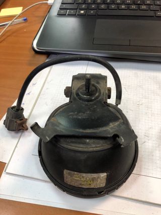 Luz antiniebla izquierda mazada premacy