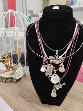 Pendientes, pulseras y colgantes Feria