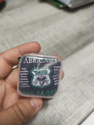 Pin y imán pingüinos