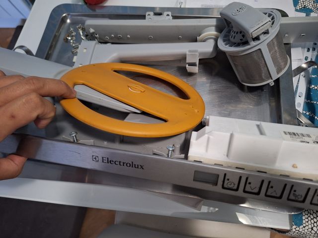 Lavastoviglie integrale Electrolux 67070R