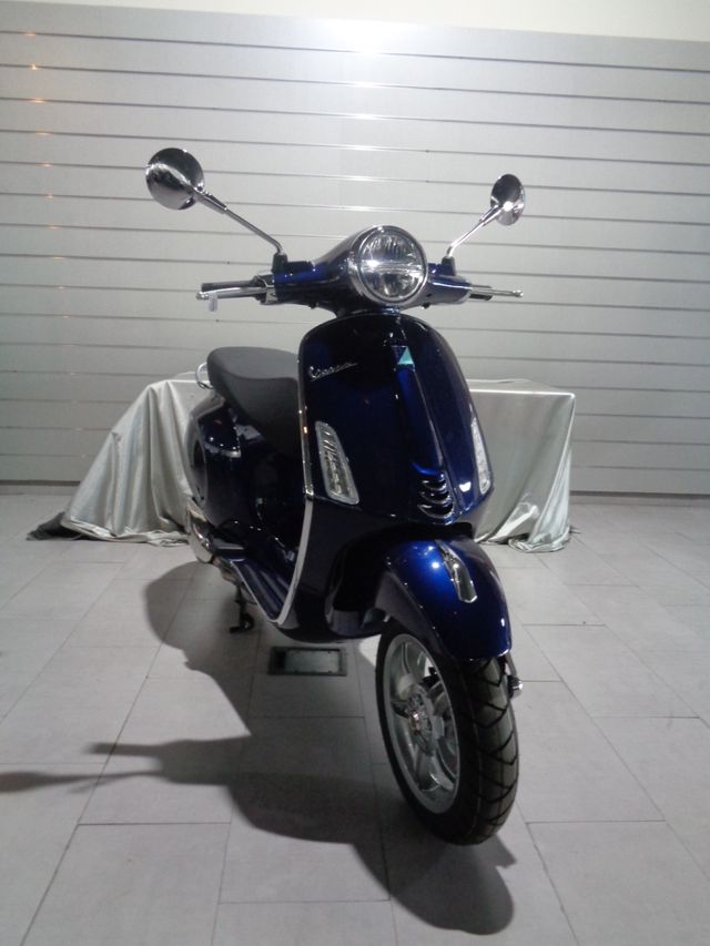 Vespa Primavera 125 2024