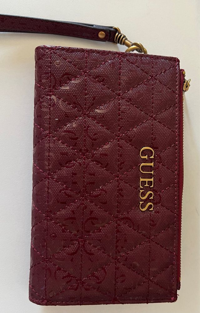 Billetera Guess