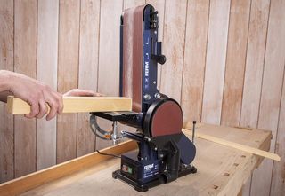 FERM Lijadora de banda