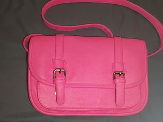 Bolso rosa flúor 
