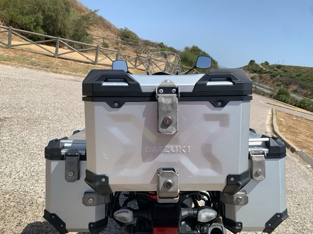 Susuki v-strom 650