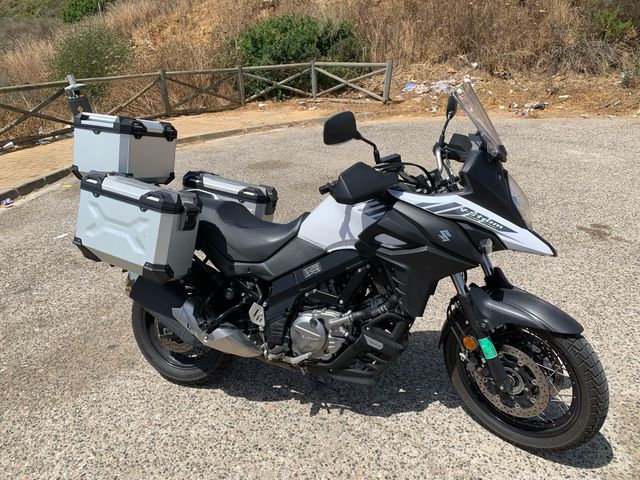 Susuki v-strom 650