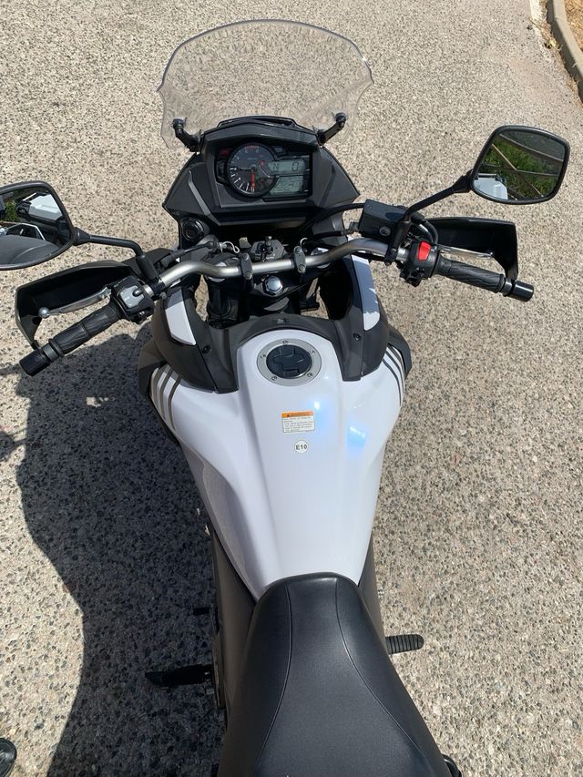 Susuki v-strom 650