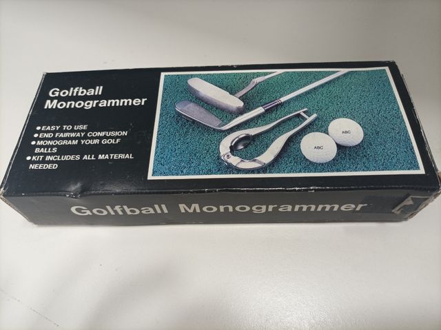 Grabador pelotas de golf monogramer