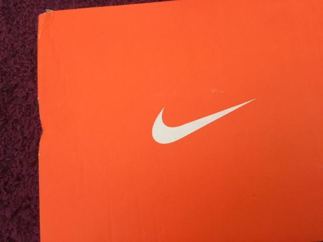 Zapatos de futbol sala nike nuevos