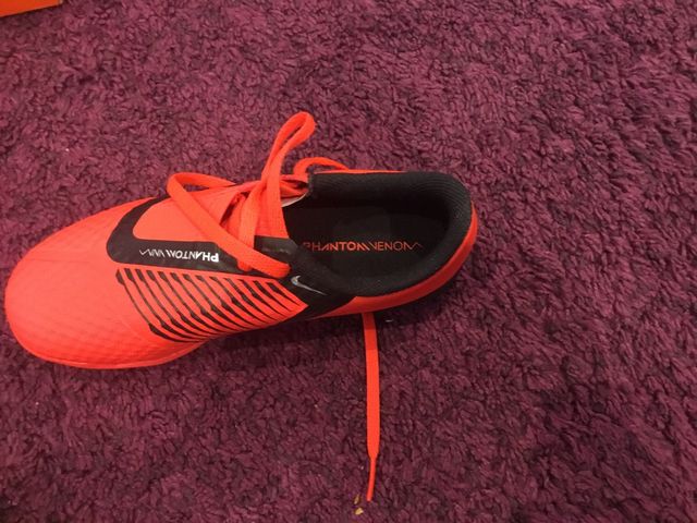 Zapatos de futbol sala nike nuevos