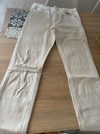 Pantalon Stradivarius 