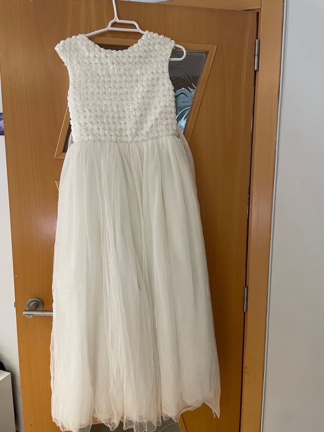 Traje de comunión para niña