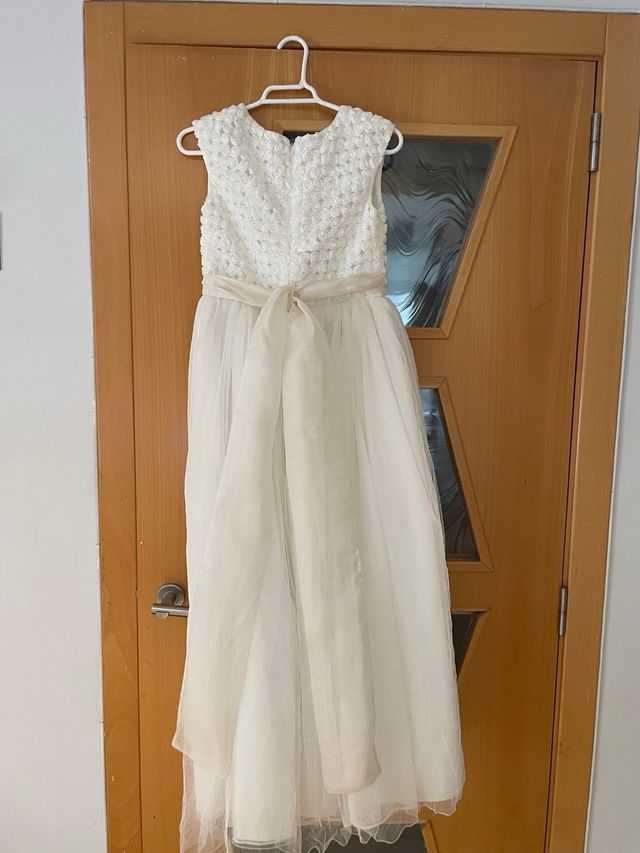 Traje de comunión para niña