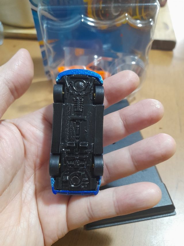 Hot wheels nissan gt nismo treasure custom.