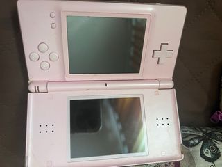Nintendo DS Lite