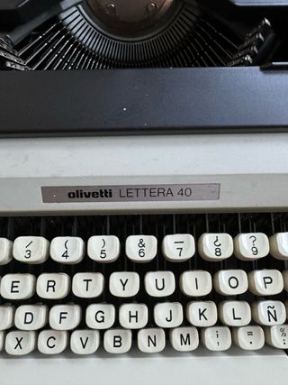 maquina escribir Olivetti