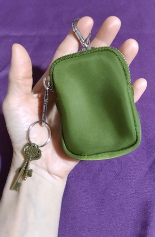 Monedero, mini bolso multiusos, verde pistacho