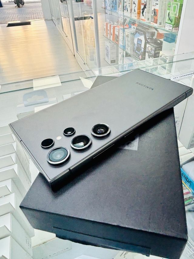 Samsung Galaxy s24 ultra 512 gb semi-nuovo