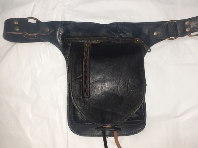 Cartuchera Multibolsillos cordon.Negro