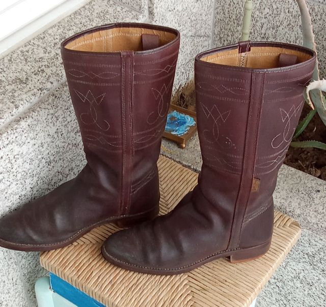 48h Lunes 
 Botas camperas n 39