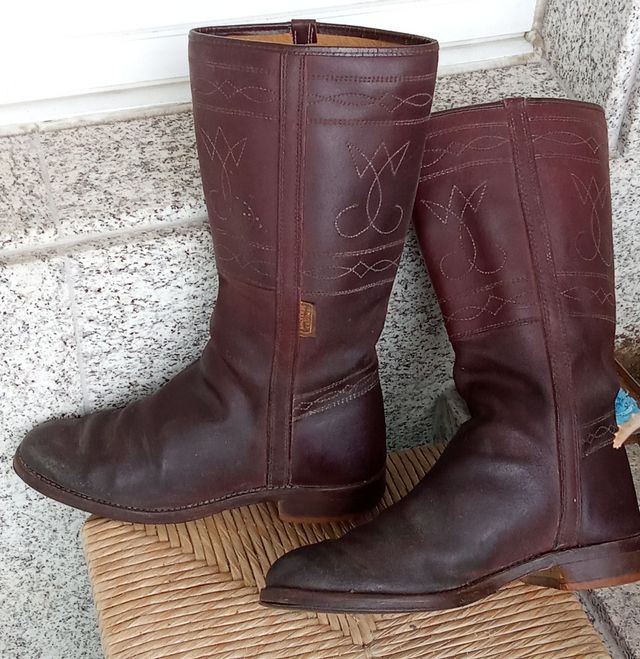 48h Lunes 
 Botas camperas n 39