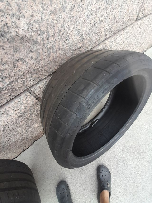 Vendo dos ruedas 265/30ZR20 (94Y)