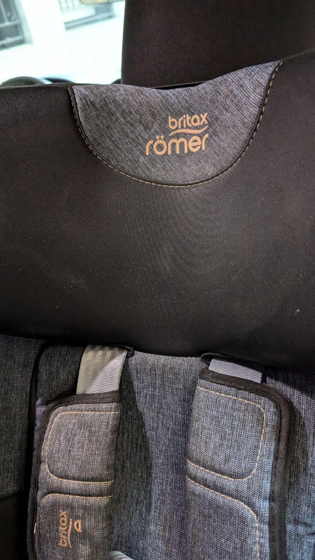 Britax romer dualfix M isize