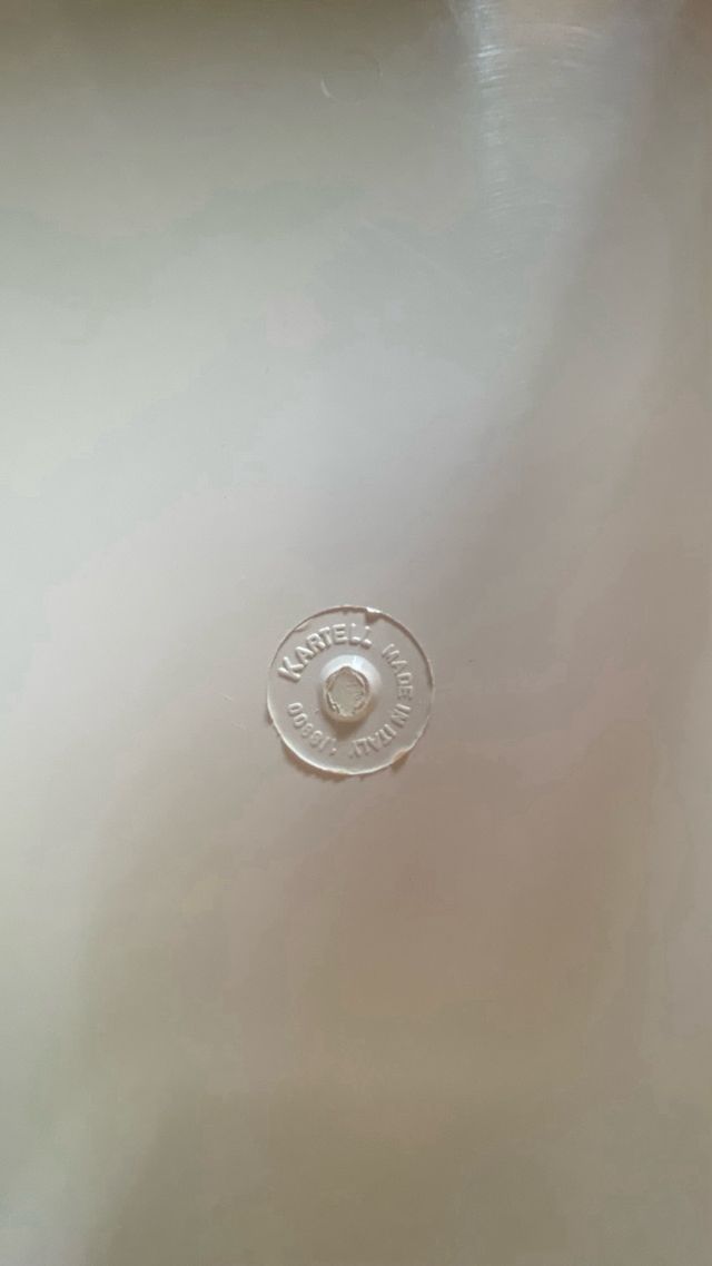 Tavolino Kartell 8800 Olaf Von Bohr 