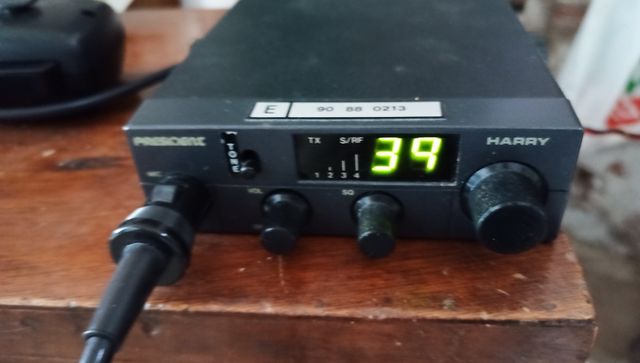 EMISORA PRESIDENT HARRY