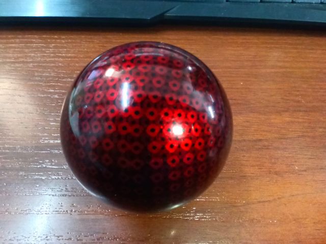 Bola ratón trackball óptico.