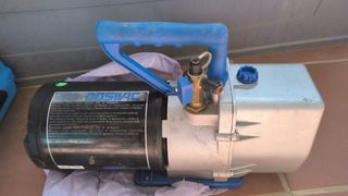 Maletín Frigorista y bomba de  vacio Dosivac