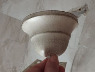 Lámpara de forja beige con toques dorados