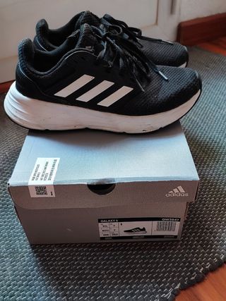 Zapatillas Adidas negras mujer