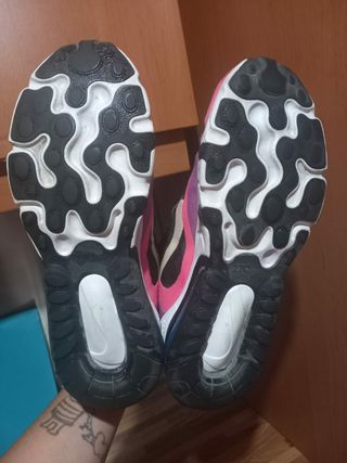 Zapatillas Nike air max react  270