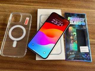 iPhone 13 Pro Max 128GB - Plata - Libre Nuevo