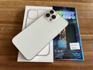 iPhone 13 Pro Max 128GB - Plata - Libre Nuevo
