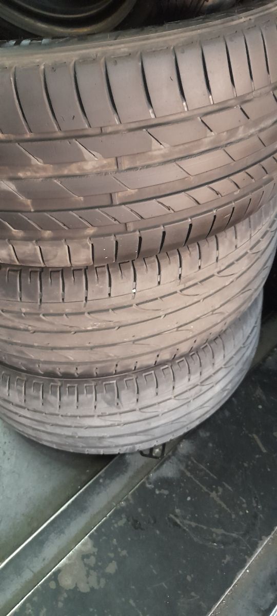 235 50 18 101 y 40 por rueda