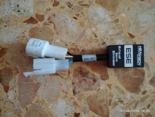 Moto Kawasaki z 750 año 2010