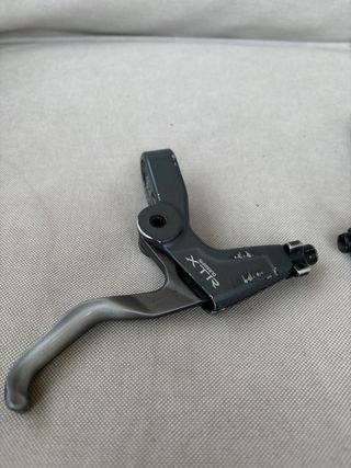 Manetas de freno XTR M950 V-Brake