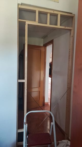 Carpintero Montador Pintor