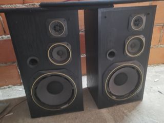 Receptor av sonido amplificador y torres