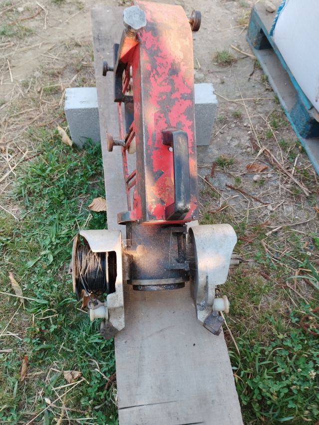 Maquina de coser cables 