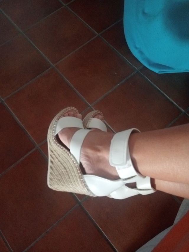 Cuñas, sandalias tacón 👠