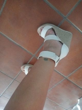 Cuñas, sandalias tacón 👠