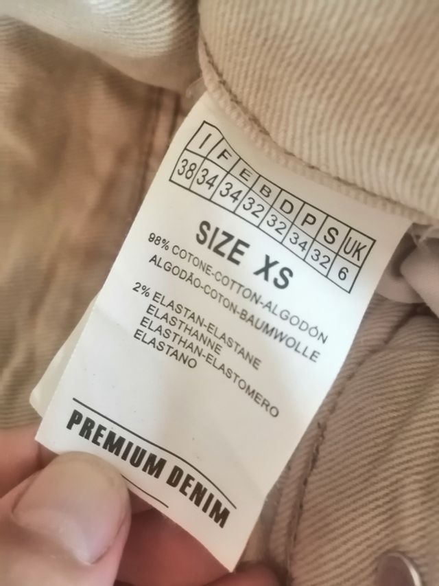 Minifalda nueva beige cargo