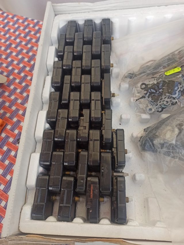 Meccanismi orologi da parete