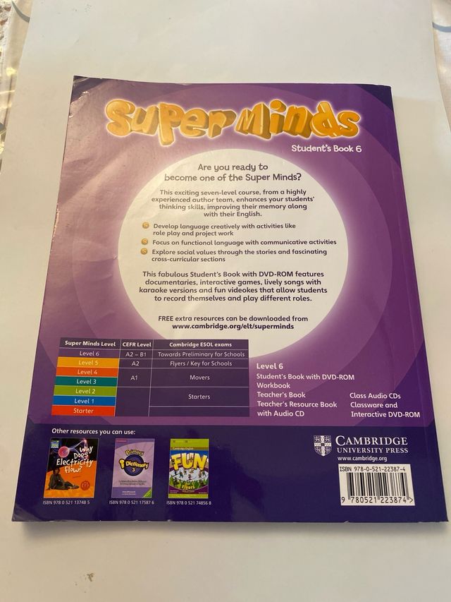 Student’s book 6º primaria Super Minds