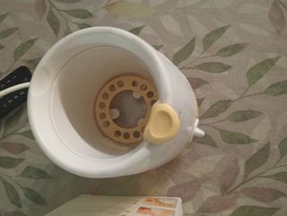 Calienta biberones para el coche