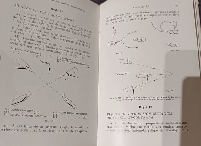 Libro nautico con modello di nave